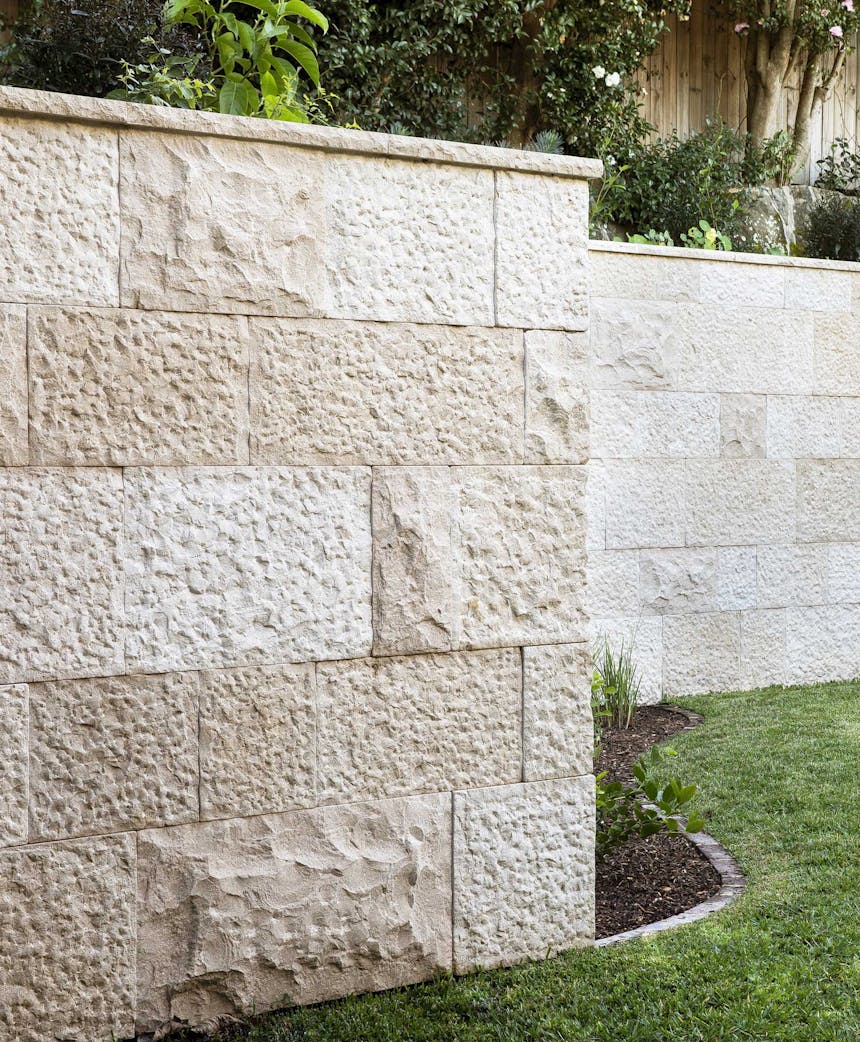 Blog In-article-images what-is-limestone-01