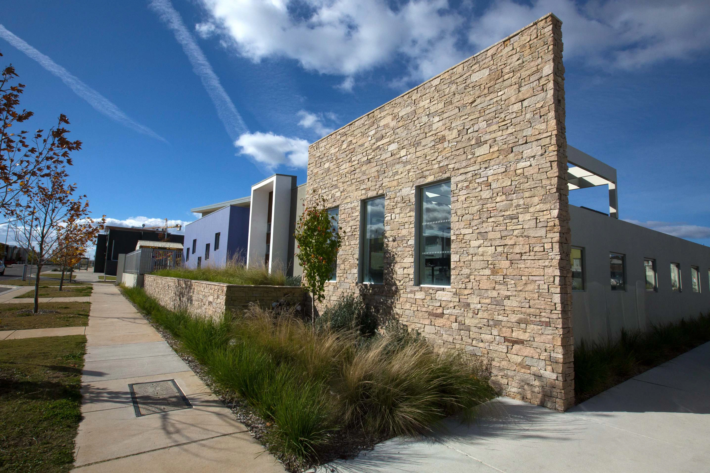 What’s the difference between softscape and hardscape?
