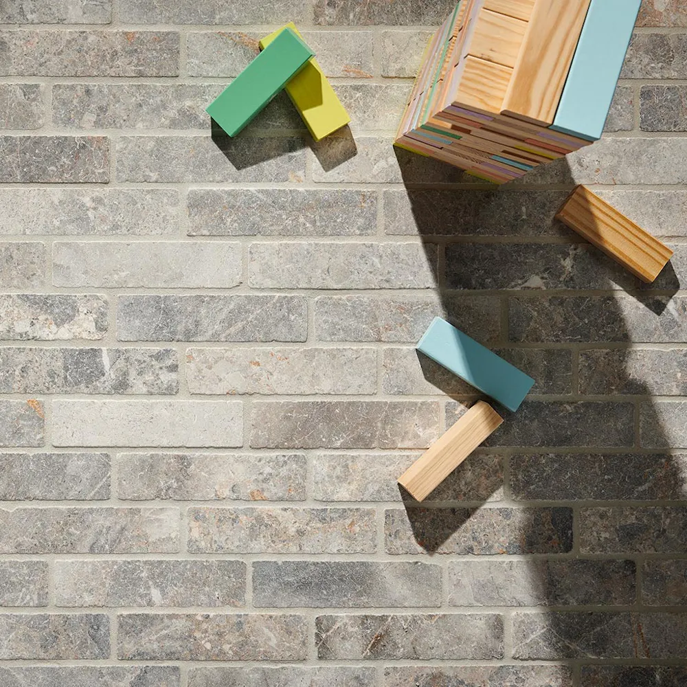 Artisan Exterior | Valas Marble Uniform Loose Cobblestones