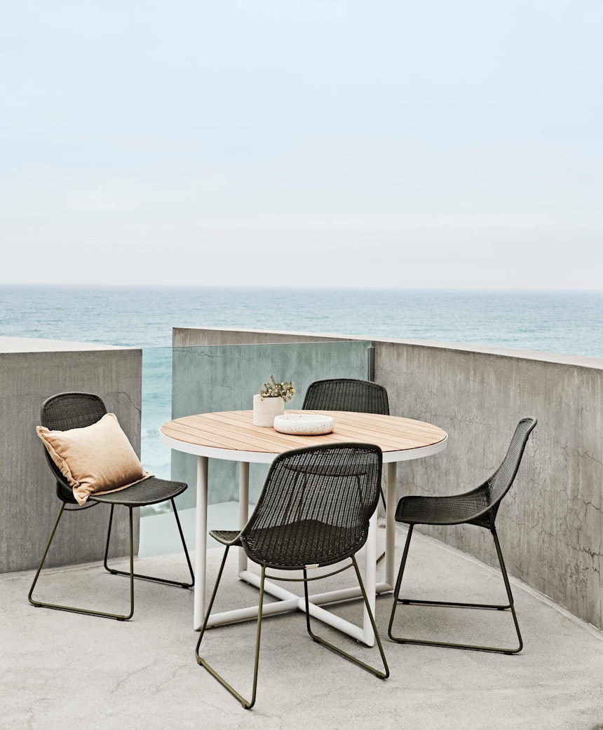 Furniture Hero-Images Occasional-Chairs outdoor-dining-chairs-benches-and-stools-content