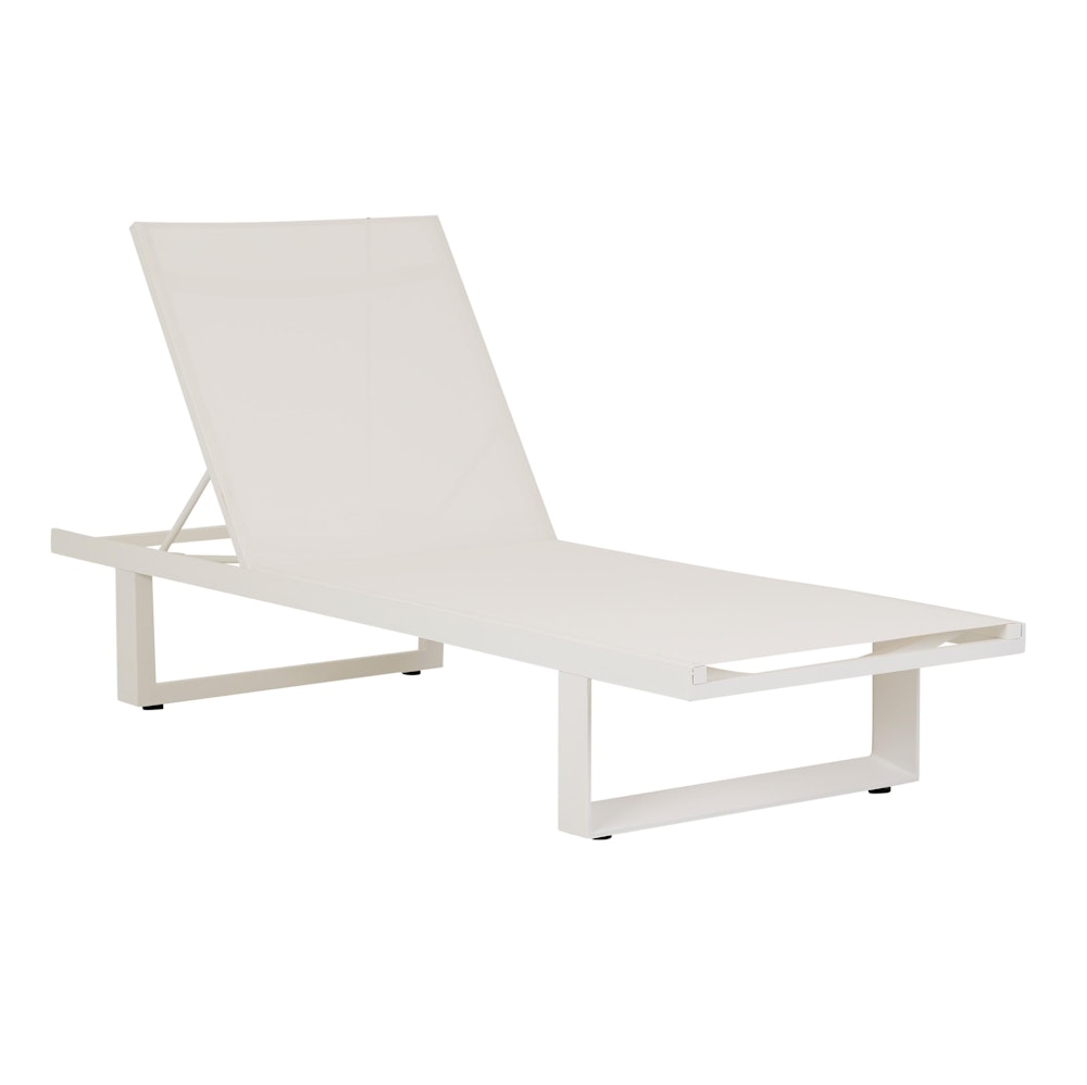Furniture Hero-Images Sunbeds-and-Daybeds pier-sleigh-sunbed-02