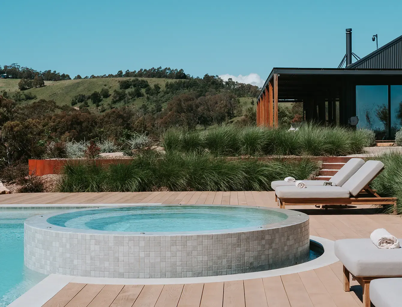 POOL FROM-THE-EARTH FRAGMENT GALLERY-IMAGES Fragment-mosiac-grey-pool-tiles-installed-on-backyard-pool-gallery-3