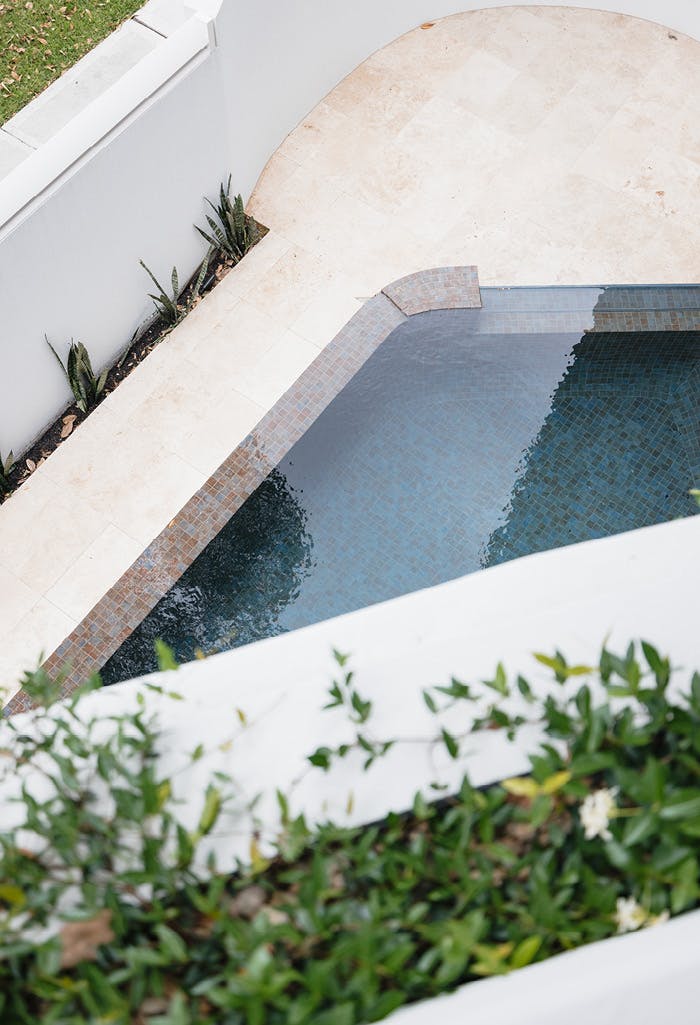 POOL FROM-THE-EARTH OSSIDO GALLERY-IMAGES Ossido-Gallery-Image-700x1025