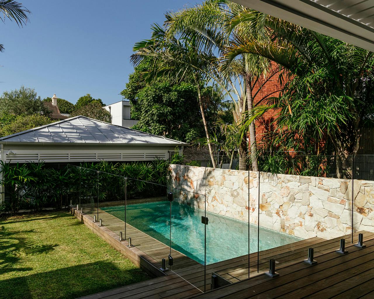 POOL FROM-THE-SEA BREEZE GALLERY-IMAGES Breeze-Gallery-Images-1025x1280