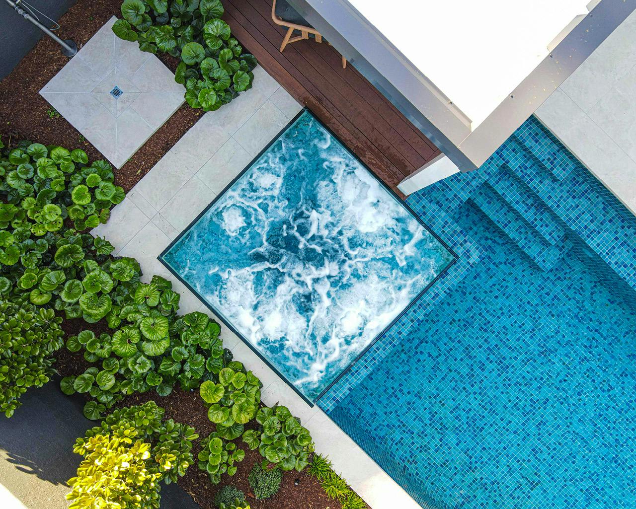 Artisan Exterior | Reed Spanish Glass Pool Tiles & Mosaics