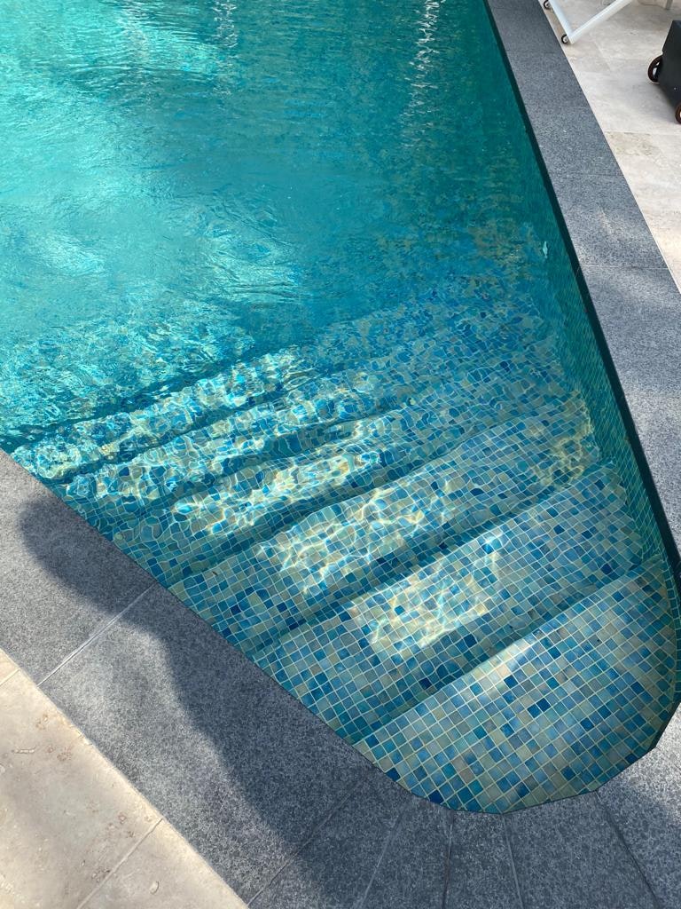 Pool-Tiles Gallery Sea TIDE-ONE-MOSAIC_02