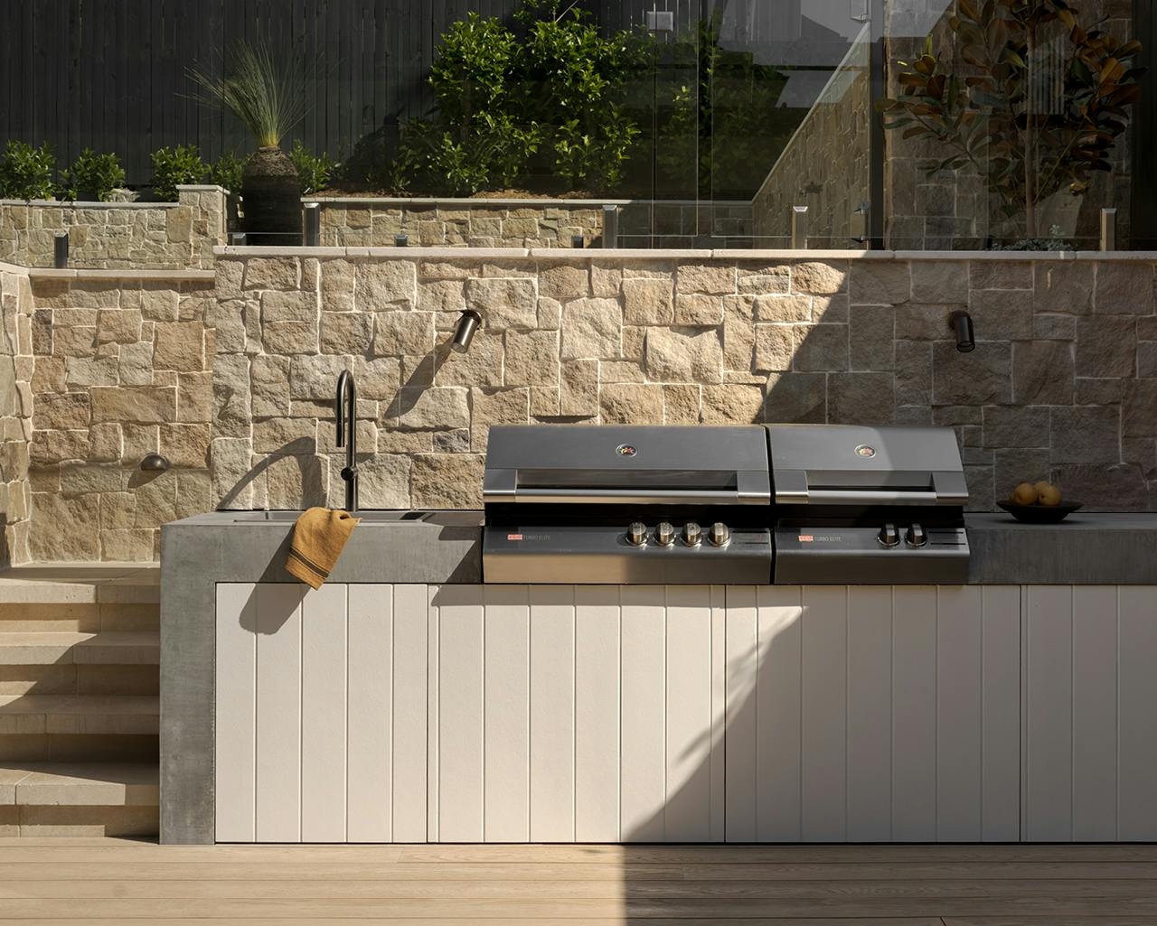 WALL MODULAR RIDGE GALLERY-IMAGES ridge-cladding-gallery-images-1280x1025-15