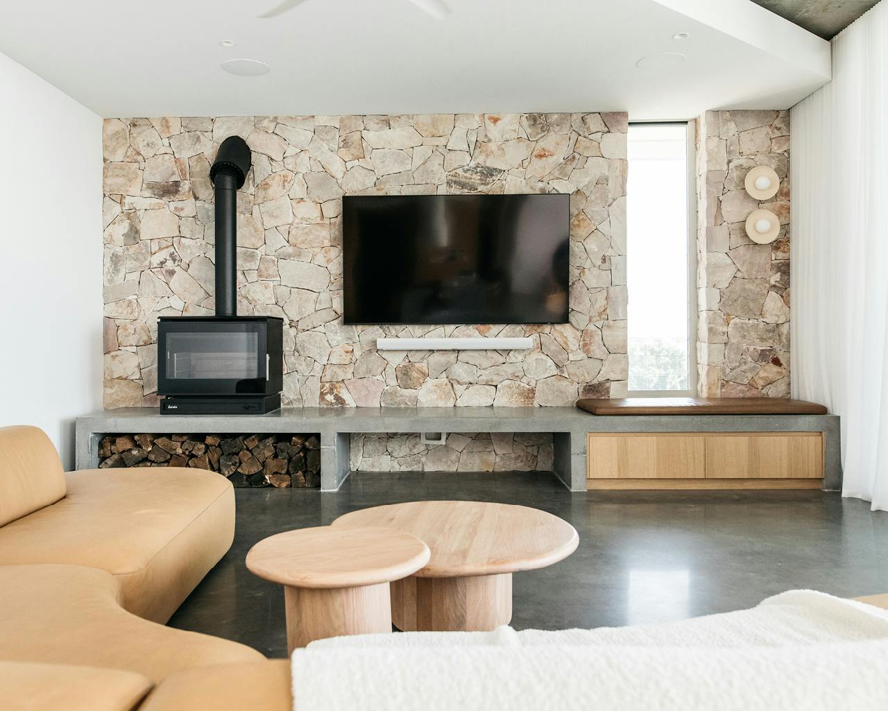 WALL ORGANIC BRIBIE GALLERY-IMAGES Bribie-Gallery-1025x12803