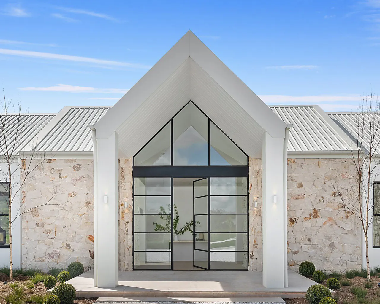 Artisan Exterior | Callala Organic Stone Wall Cladding
