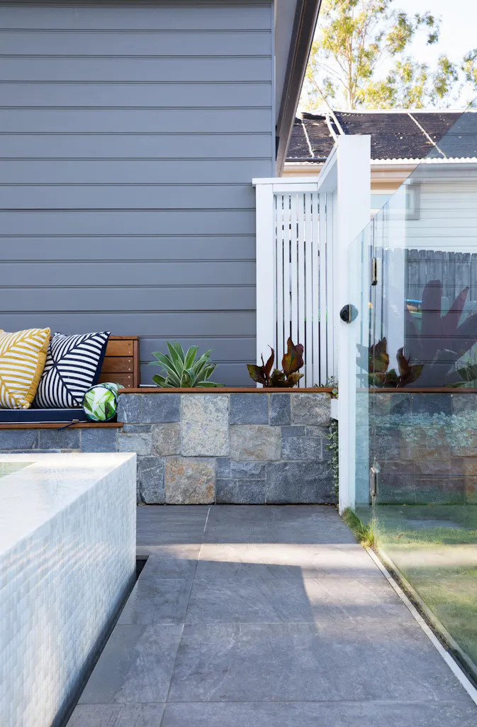 Artisan Exterior | Summit Modular Stone Wall Cladding